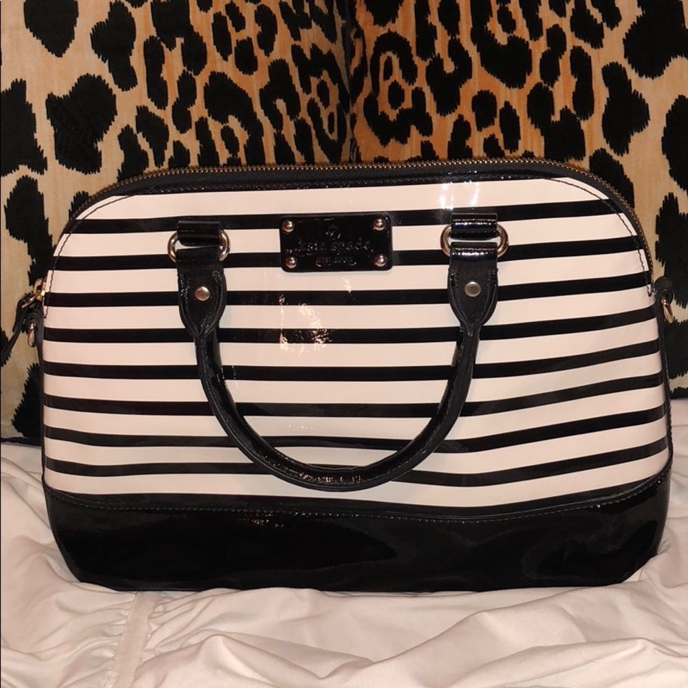 NEW Never used Kate Spade purse SMOKE FREE